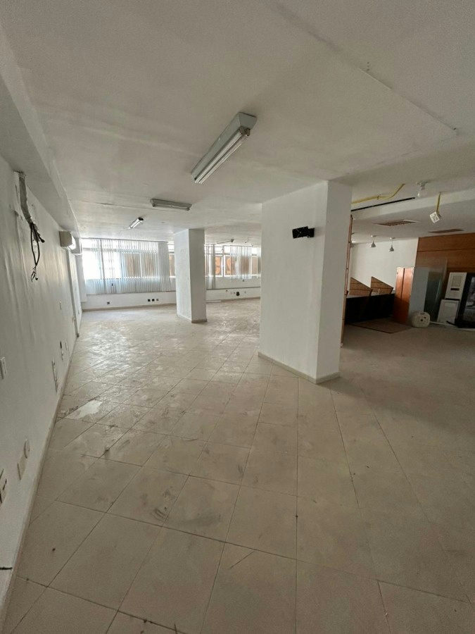Sala Comercial para Locação em Juiz de Fora / MG no bairro Centro