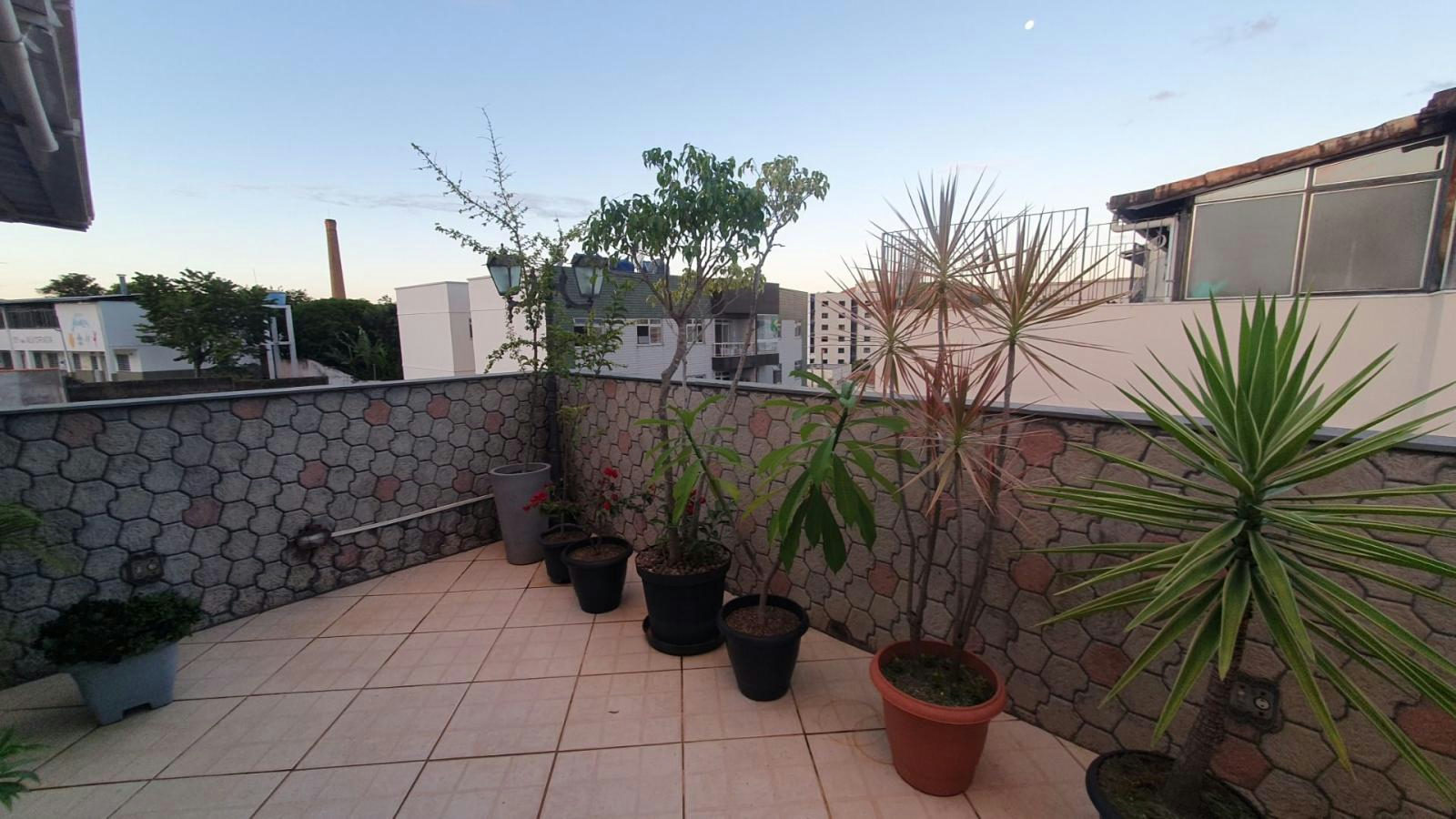 Cobertura para Venda em Juiz de Fora / MG no bairro Jardim Glória