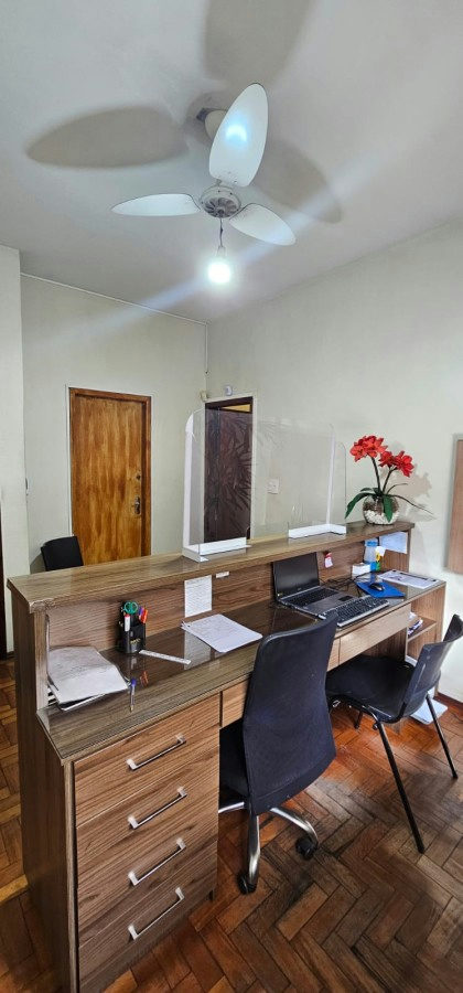 Sala Comercial para Locação em Juiz de Fora / MG no bairro Centro